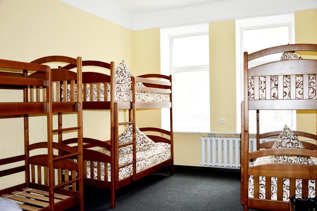 Lviv Lucky Hostel Szoba fotó